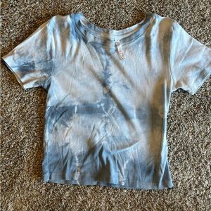 Fabletics Light Blue Tie-Dye Short Sleeve Tee